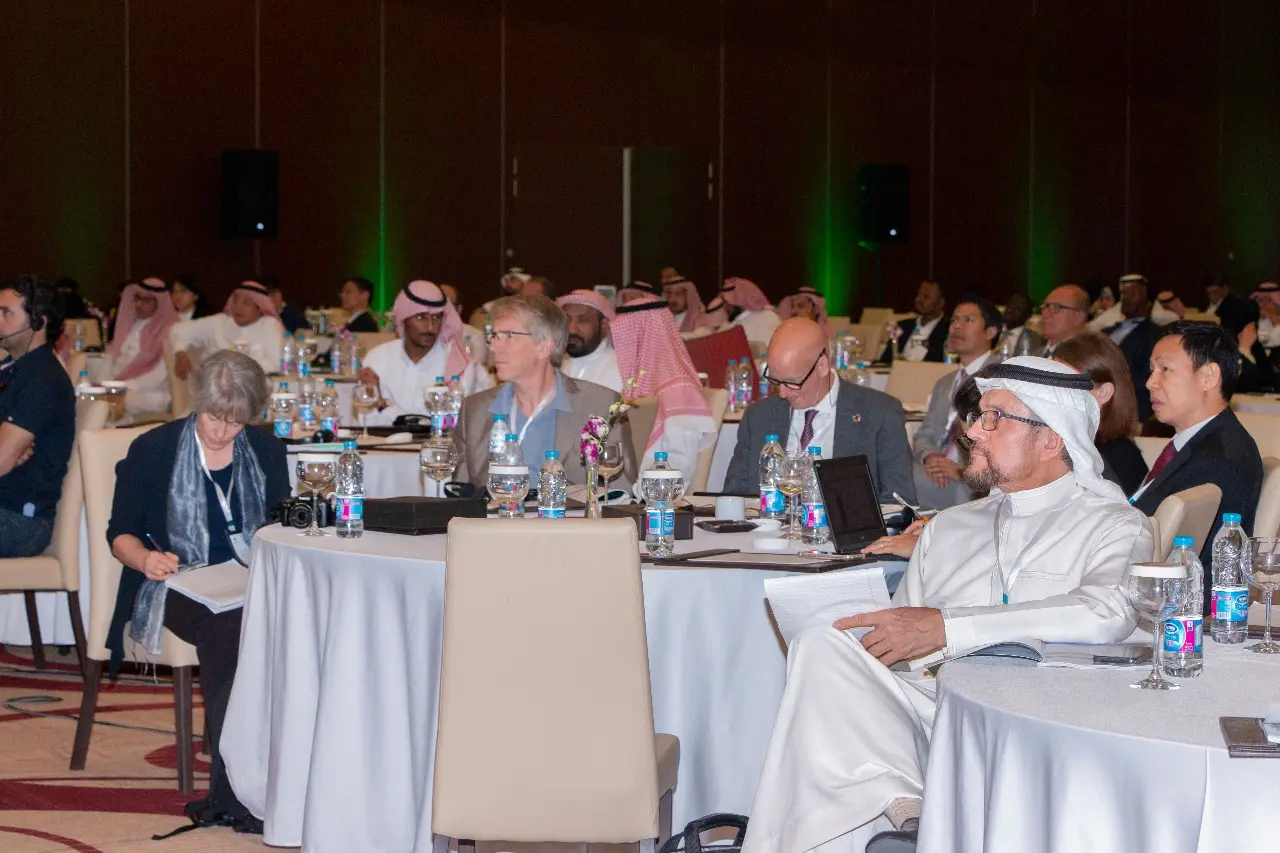 خبراء في ورشة مكافحة التصحر بالرياض