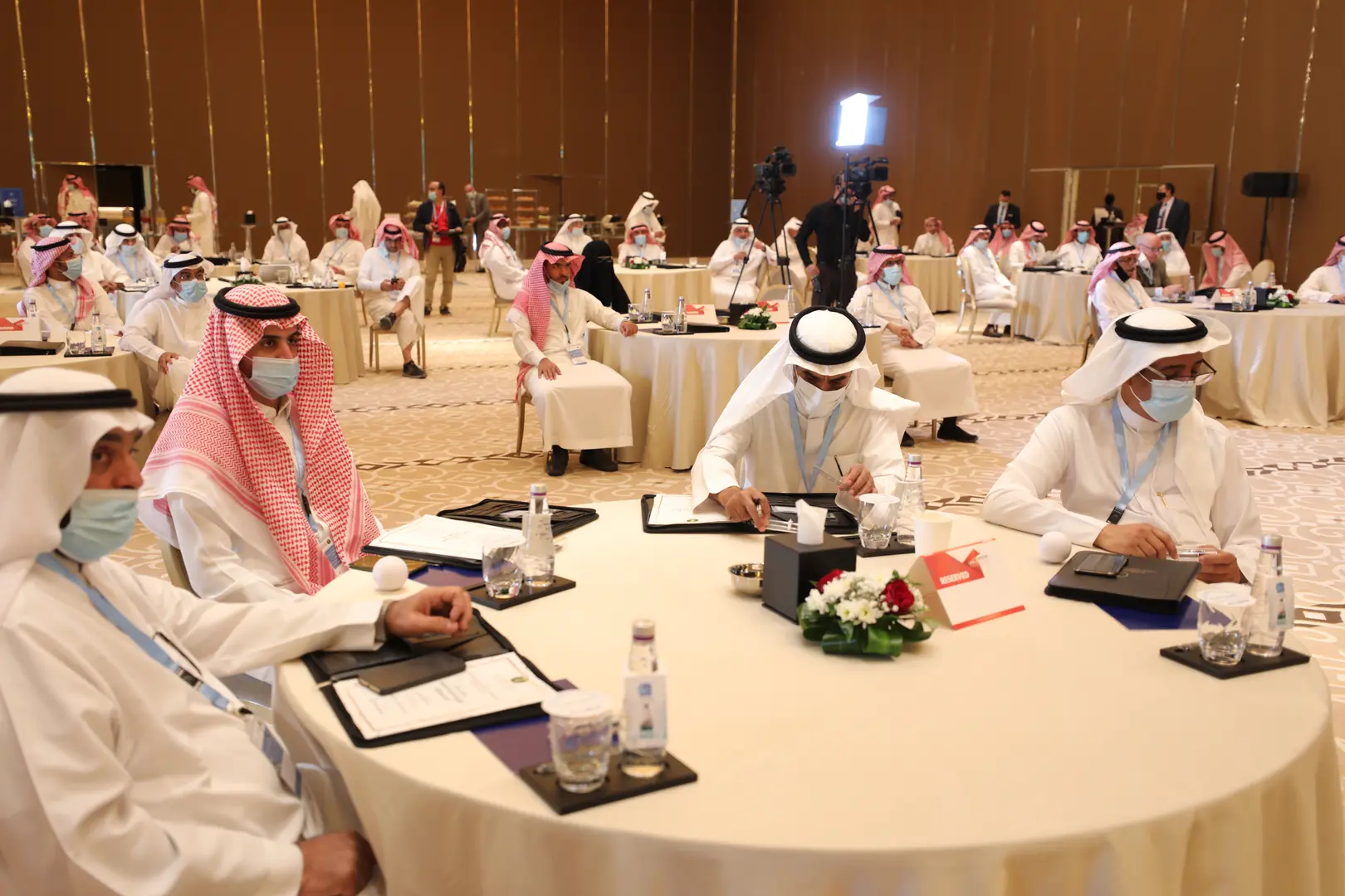 افتتحت وزارة البيئة والمياه والزراعة ورشة عمل أولويات أبحاث المياه لوضع استراتيجية وطنية