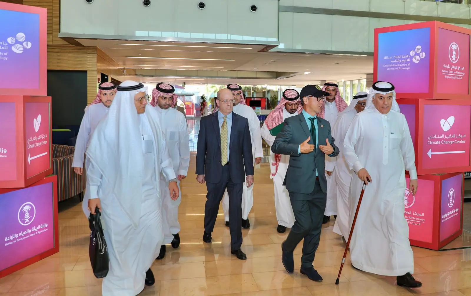 دشن الوزير الفضلي مقر المركز الإقليمي للتغير المناخي