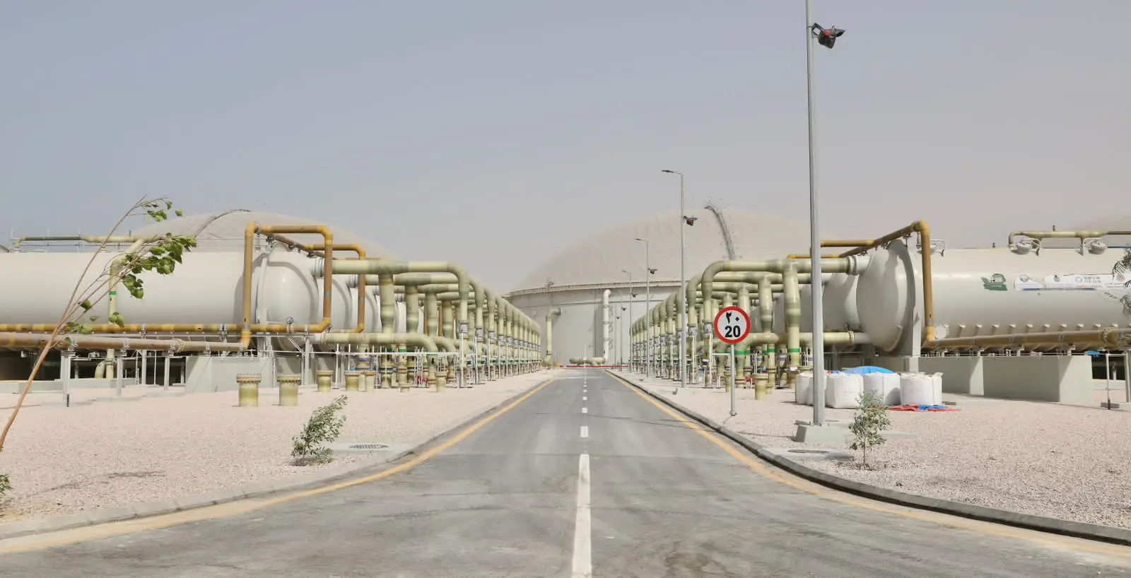 وزير البيئة والمياه والزراعة المهندس عبد الرحمن الفضلي يتفقد مشاريع المنظومة في المنطقة الشرقية