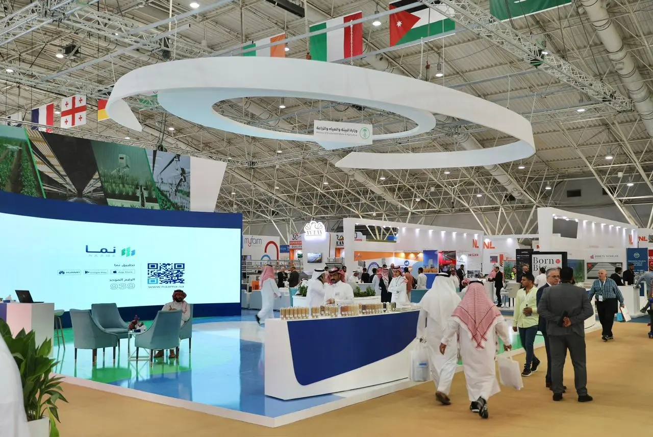 افتتح وزير البيئة والمياه والزراعة المعرض الزراعي السعودي 2023
