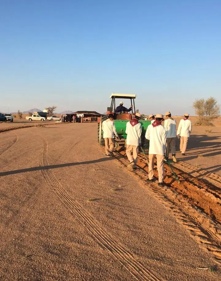 البيئة تنثر بذور الأشجار والنباتات الرعوية بجميع المناطق، بمشاركة الطيران الشراعي